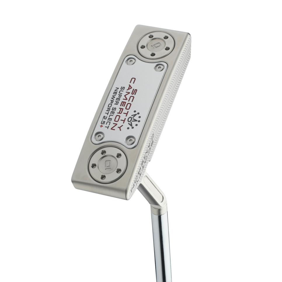 /content/dam/images/golfdigest/fullset/hotlist-2024/blade-putters/Titleist Scotty Cameron Super Select Newport 2.5 Plus_BP_HERO.jpg